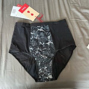 NWT Thinx hi-waist level 4 heavy absorbency underwear in color moonflower